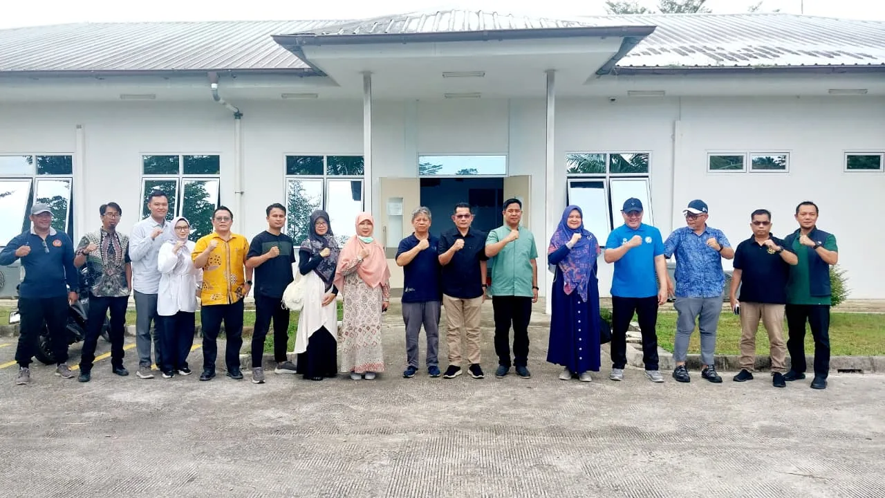 Pimpinan UBB Tinjau Lahan Hibah 2,7 Hektar untuk Pengembangan FKIK UBB